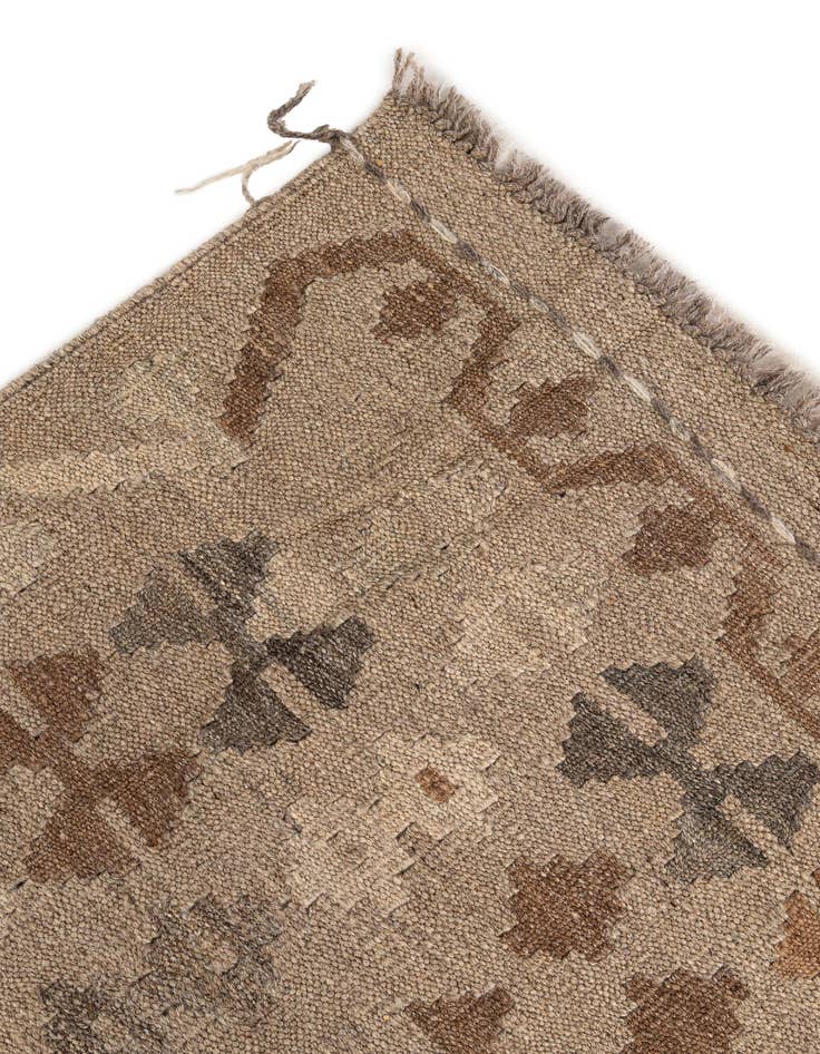 Detail image of  5' 10 x 7' 10  Hand Woven Kilim Maymana Wool Rug