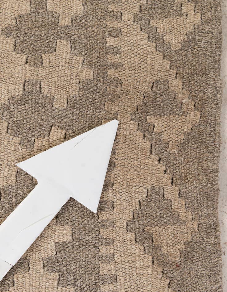 Detail image of  6' 2 x 9' 1  Hand Woven Kilim Maymana Wool Rug