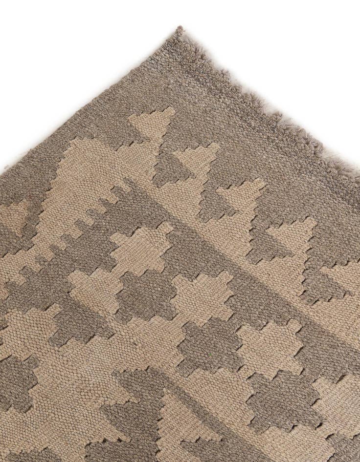 Detail image of  6' 2 x 9' 1  Hand Woven Kilim Maymana Wool Rug