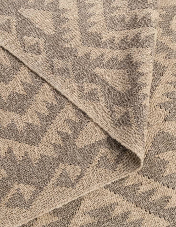 Detail image of  6' 3 x 9' 6  Hand Woven Kilim Maymana Wool Rug