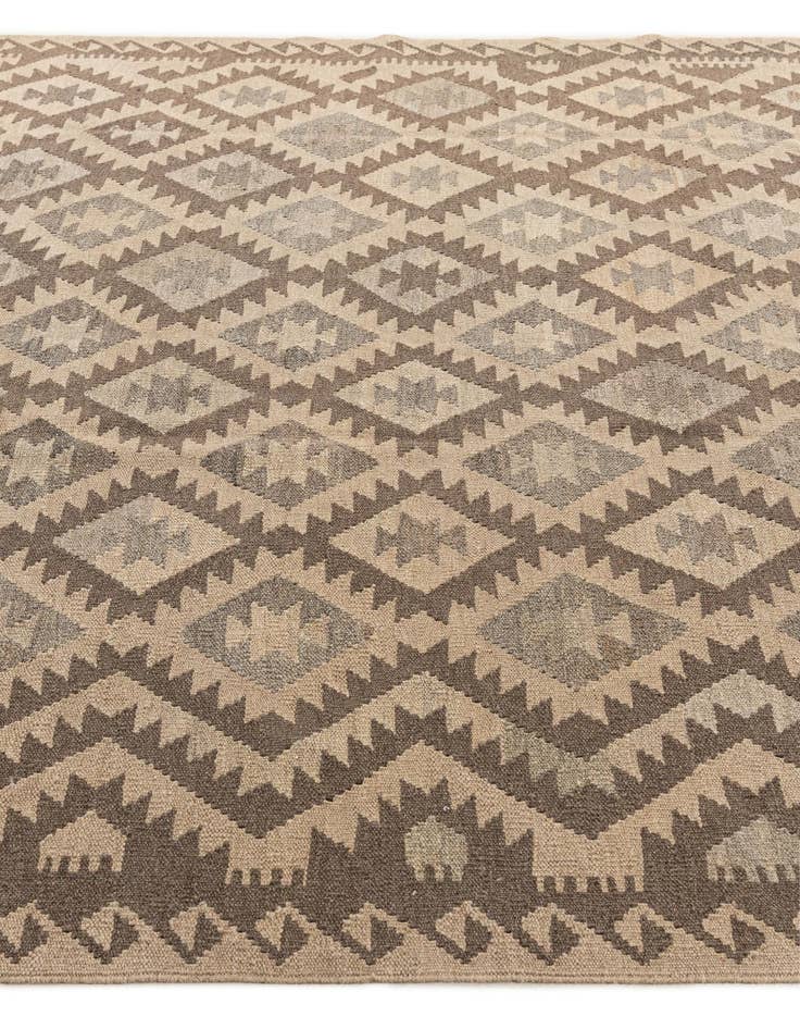 Detail image of  6' 5 x 9' 8  Hand Woven Kilim Maymana Wool Rug