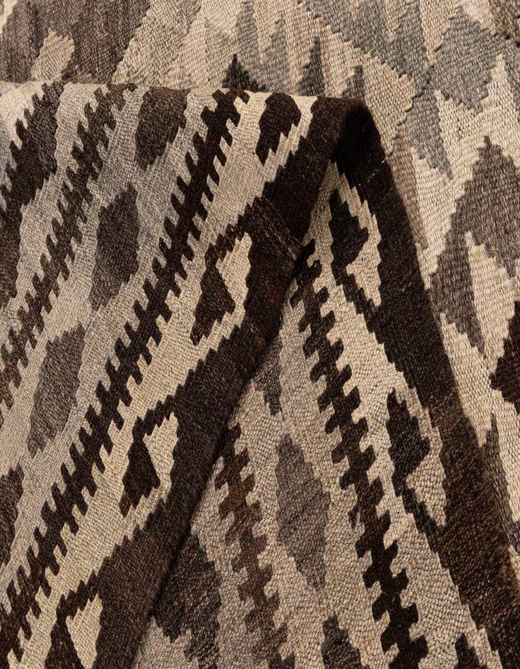 Detail image of  6' 3 x 9' 8  Hand Woven Kilim Maymana Wool Rug