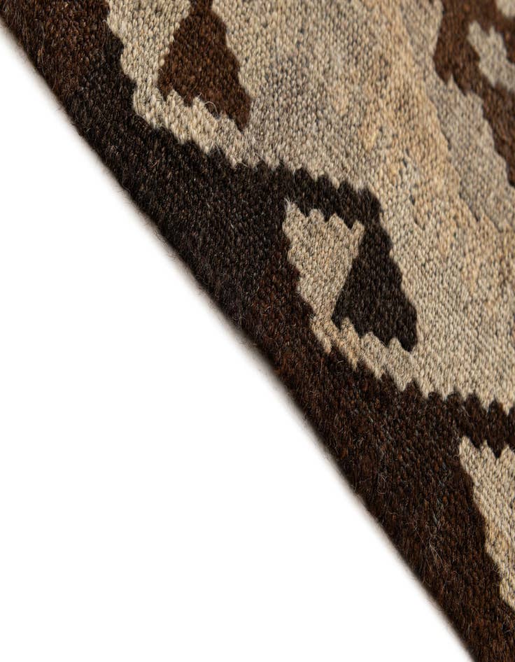 Detail image of  6' 6 x 9' 4  Hand Woven Kilim Maymana Wool Rug
