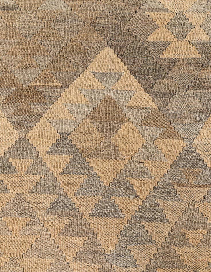 Detail image of  6' 6 x 9' 4  Hand Woven Kilim Maymana Wool Rug