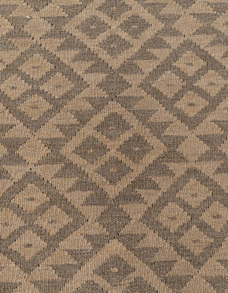 Detail image of  6' 8 x 9' 7  Hand Woven Kilim Maymana Wool Rug