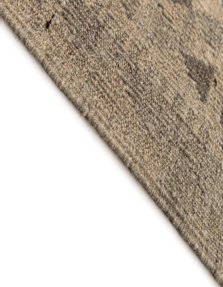 Detail image of  6' 8 x 9' 5  Hand Woven Kilim Maymana Wool Rug