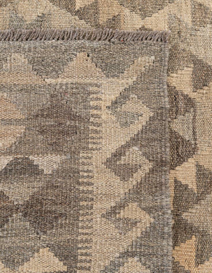 Detail image of  6' 9 x 9' 10  Hand Woven Kilim Maymana Wool Rug