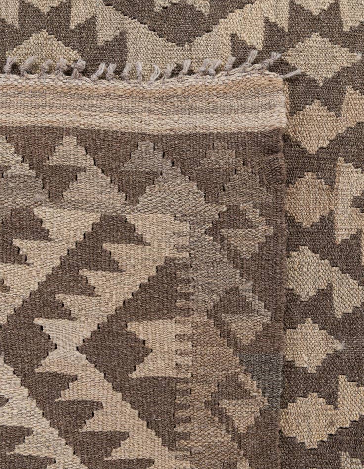 Detail image of  6' 6 x 10'  Hand Woven Kilim Maymana Wool Rug