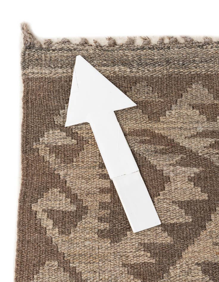 Detail image of  6' 6 x 10'  Hand Woven Kilim Maymana Wool Rug