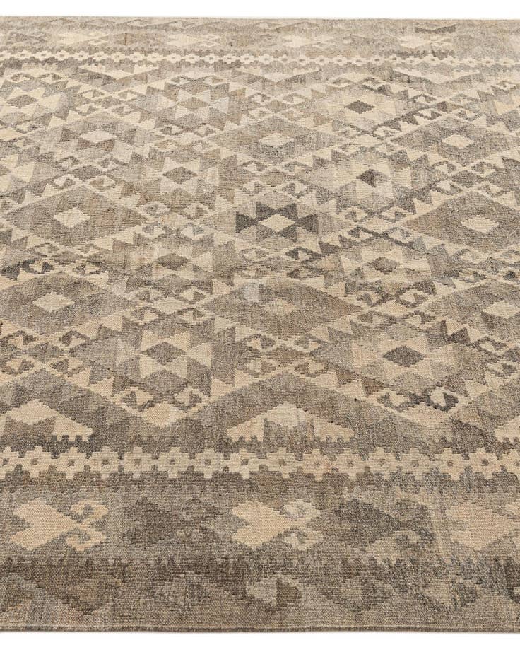 Detail image of  6' 10 x 9' 7  Hand Woven Kilim Maymana Wool Rug