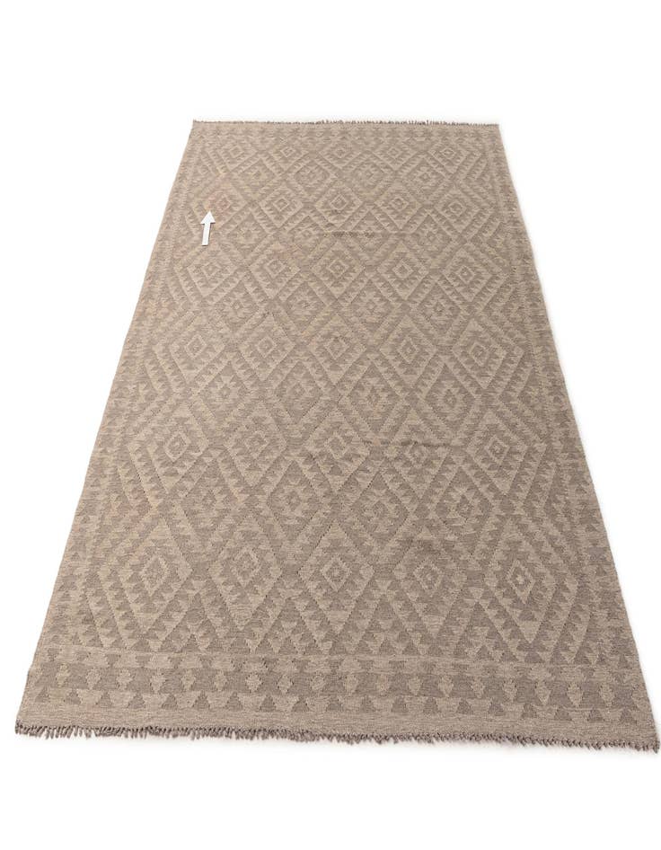 Detail image of  6' 11 x 9' 10  Hand Woven Kilim Maymana Wool Rug