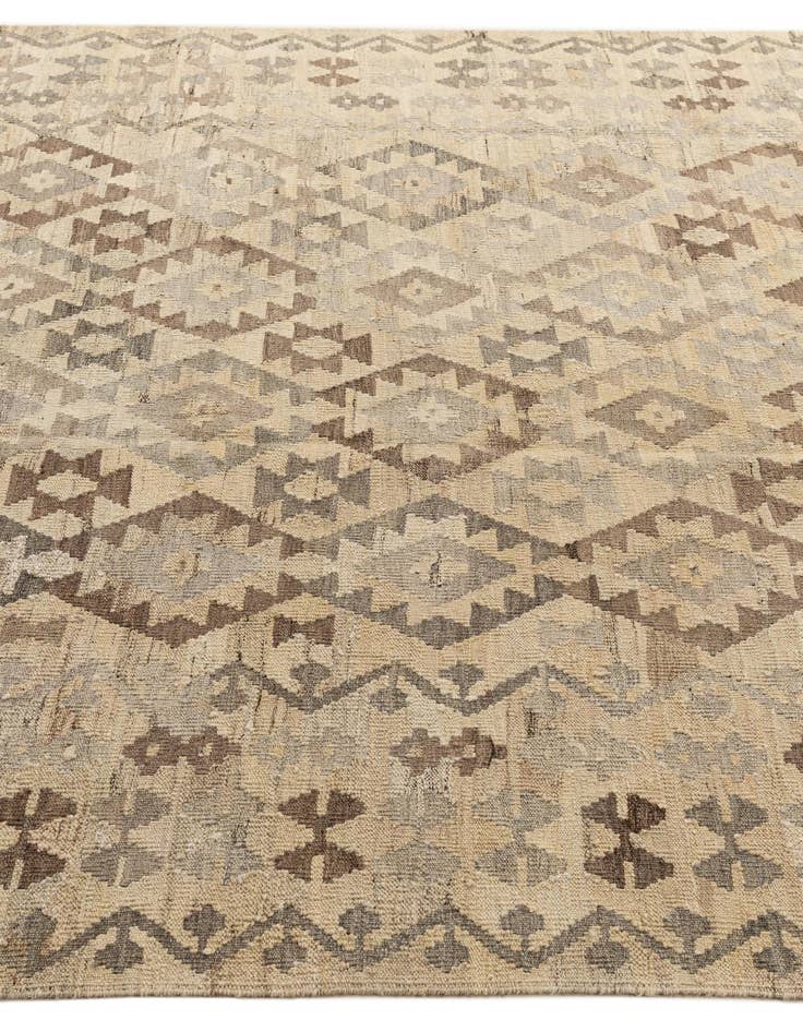 Detail image of  6' 10 x 9' 11  Hand Woven Kilim Maymana Wool Rug