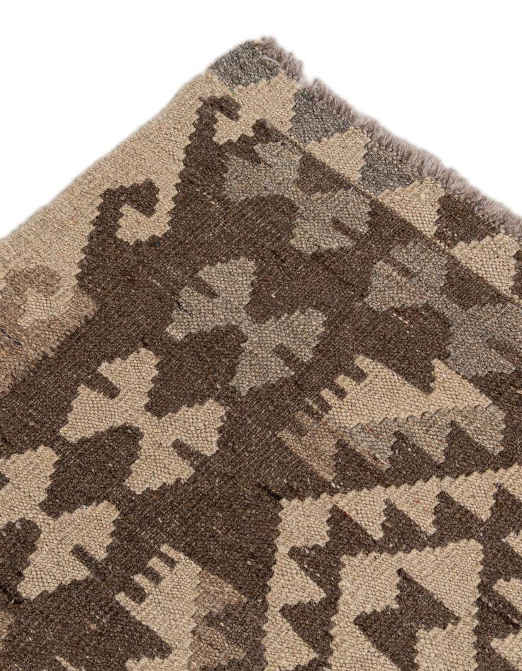 Detail image of  6' 11 x 9' 9  Hand Woven Kilim Maymana Wool Rug