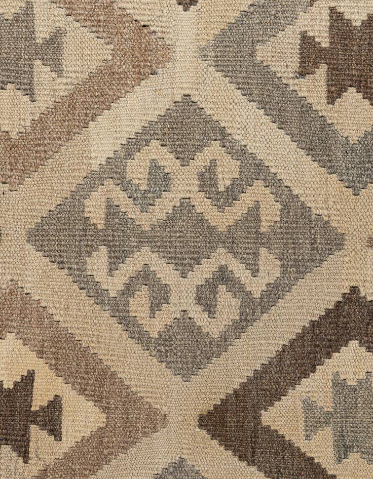 Detail image of  6' 9 x 9' 9  Hand Woven Kilim Maymana Wool Rug