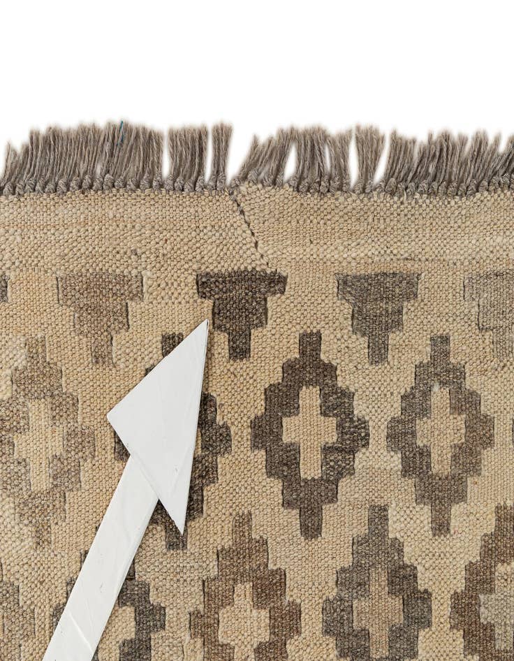 Detail image of  6' 9 x 9' 8  Hand Woven Kilim Maymana Wool Rug