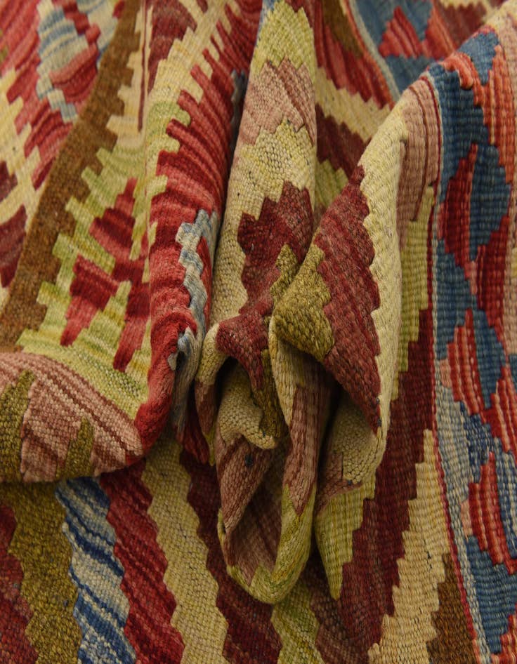Detail image of  3' 10 x 6' 8  Hand Woven Kilim Maymana Wool Rug