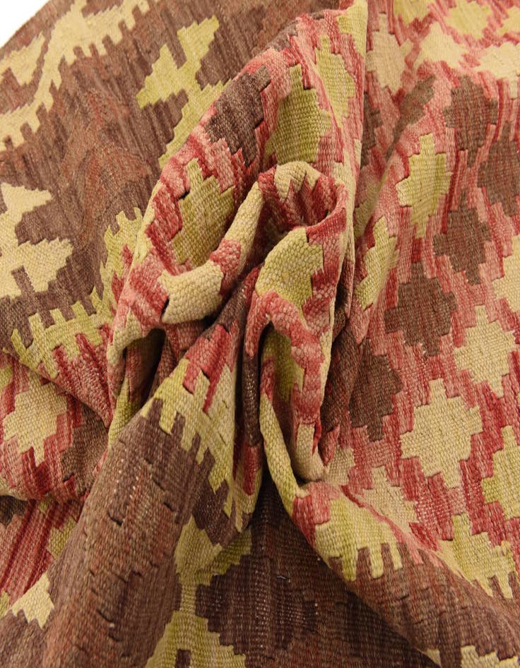 Detail image of  3' 4 x 6' 3  Hand Woven Kilim Maymana Wool Rug