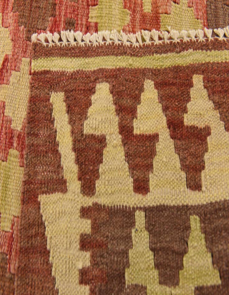 Detail image of  3' 4 x 6' 3  Hand Woven Kilim Maymana Wool Rug