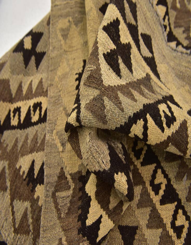 Detail image of  3' 2 x 5'  Hand Woven Kilim Maymana Wool Rug