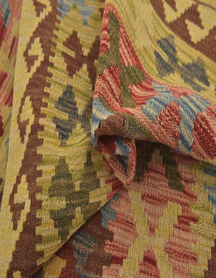 Detail image of  3' 3 x 5'  Hand Woven Kilim Maymana Wool Rug