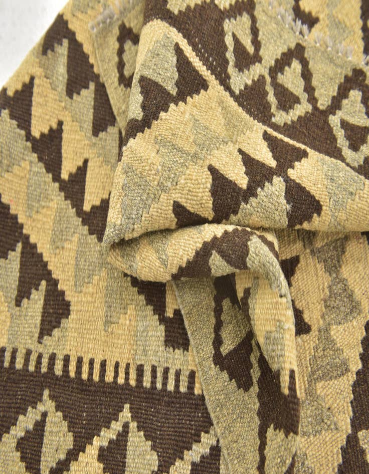 Detail image of  2' 10 x 4'  Hand Woven Kilim Maymana Wool Rug