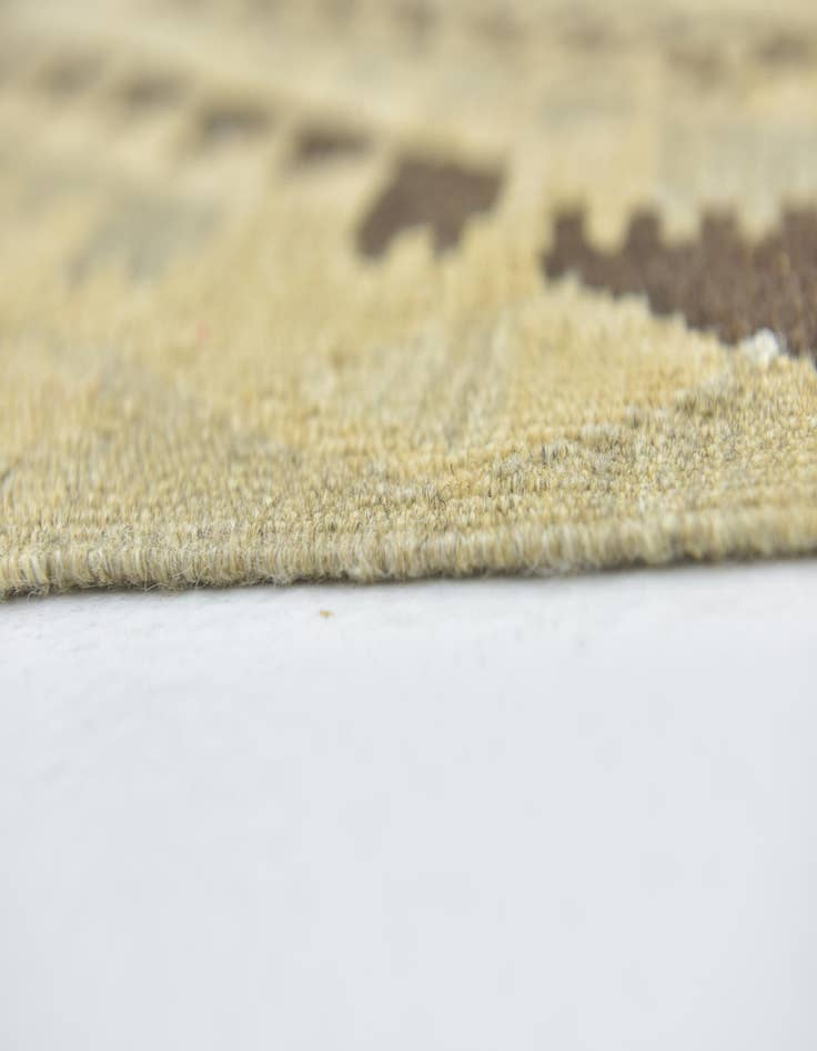 Detail image of  2' 7 x 4'  Hand Woven Kilim Maymana Wool Rug