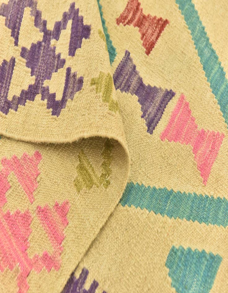 Detail image of  3' 2 x 4' 9  Hand Woven Kilim Maymana Wool Rug