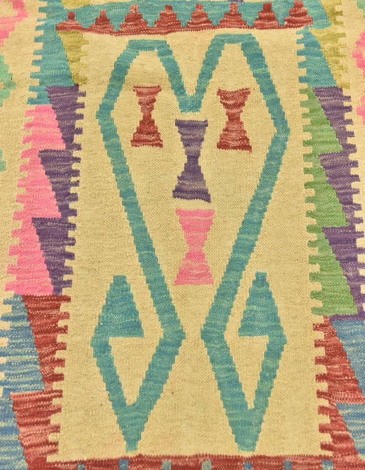 Detail image of  3' 2 x 4' 9  Hand Woven Kilim Maymana Wool Rug