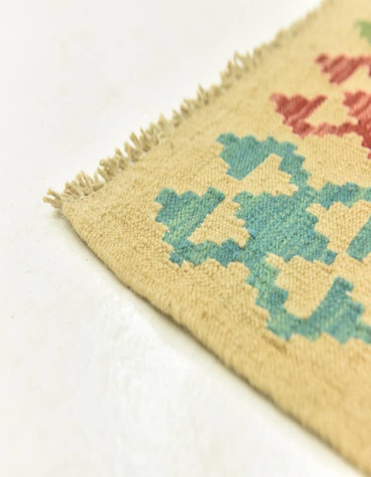 Detail image of  3' 2 x 4' 9  Hand Woven Kilim Maymana Wool Rug