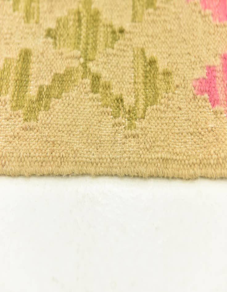 Detail image of  3' 2 x 4' 9  Hand Woven Kilim Maymana Wool Rug