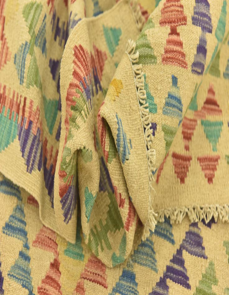 Detail image of  3' 4 x 4' 8  Hand Woven Kilim Maymana Wool Rug