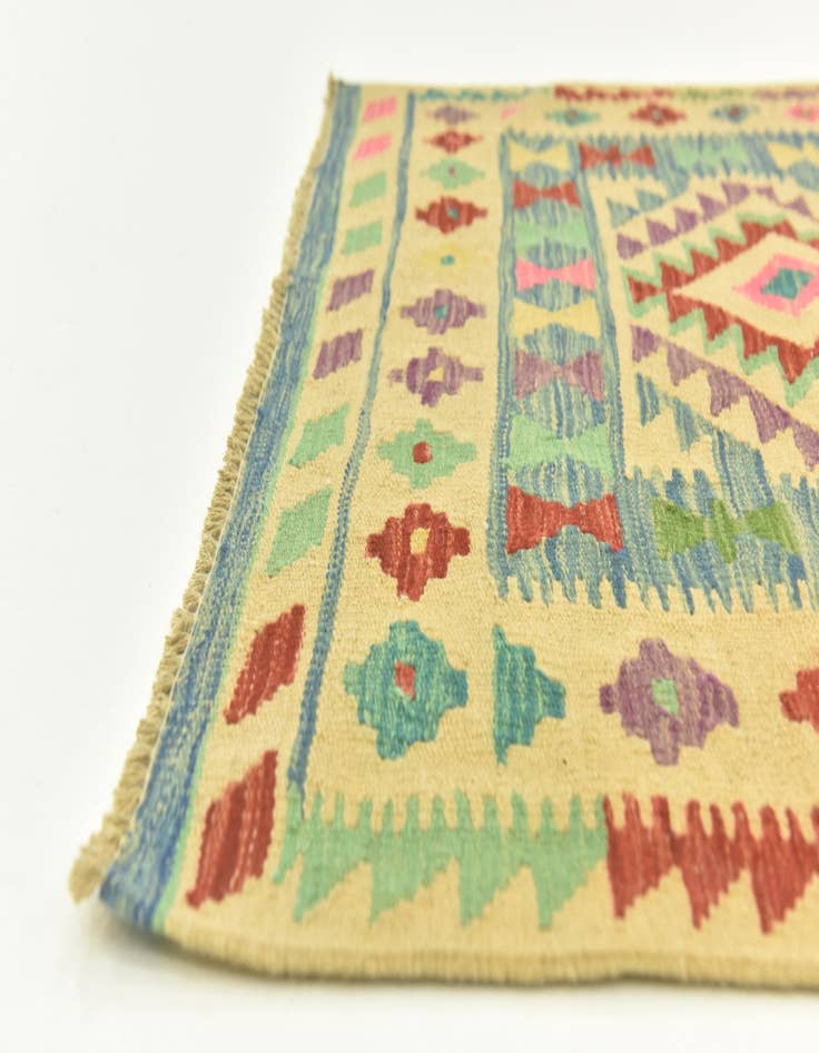 Detail image of  3' 5 x 4' 10  Hand Woven Kilim Maymana Wool Rug