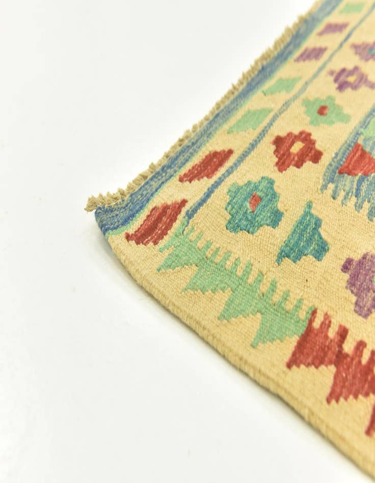 Detail image of  3' 5 x 4' 10  Hand Woven Kilim Maymana Wool Rug