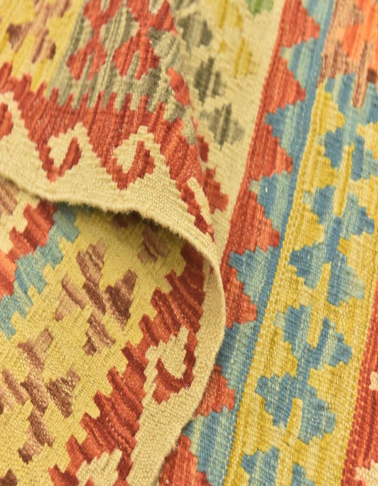 Detail image of  3' 4 x 4' 10  Hand Woven Kilim Maymana Wool Rug