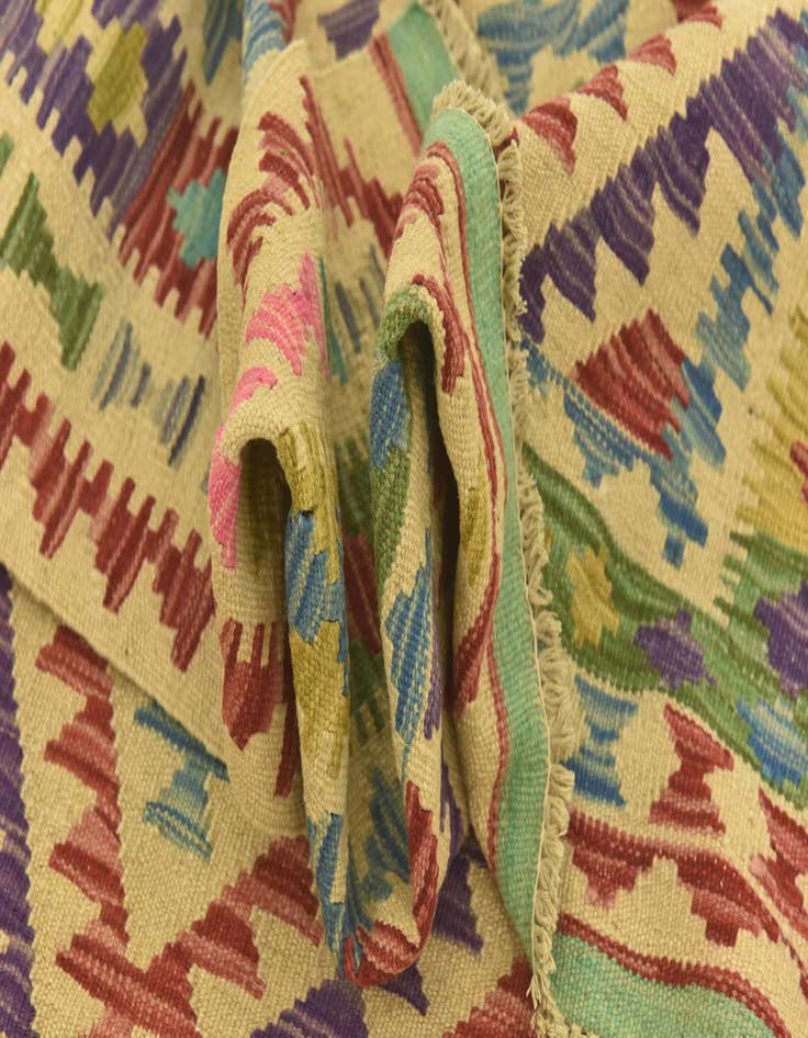 Detail image of  3' 4 x 5' 1  Hand Woven Kilim Maymana Wool Rug