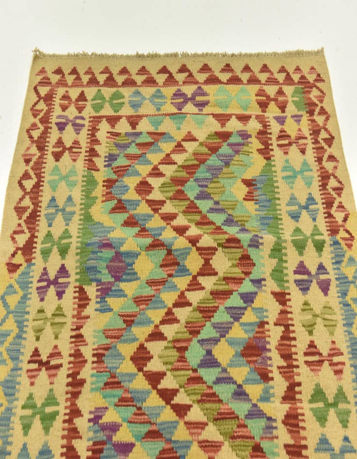 Detail image of  3' 2 x 5' 1  Hand Woven Kilim Maymana Wool Rug