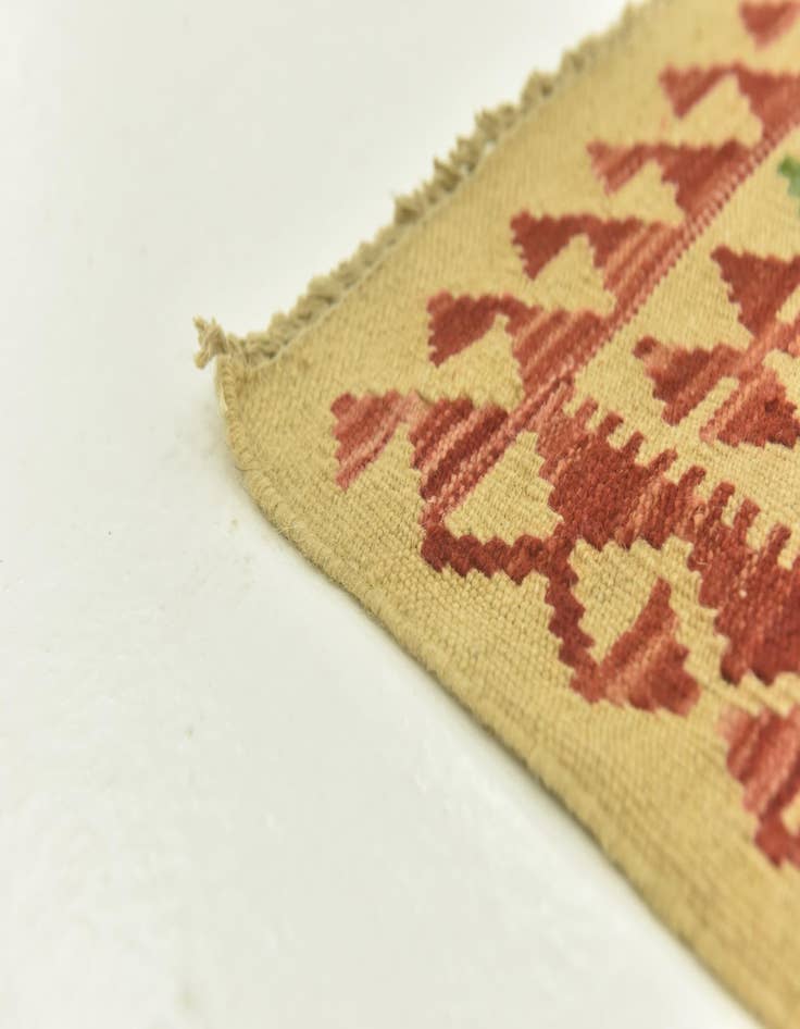 Detail image of  3' 2 x 5' 1  Hand Woven Kilim Maymana Wool Rug