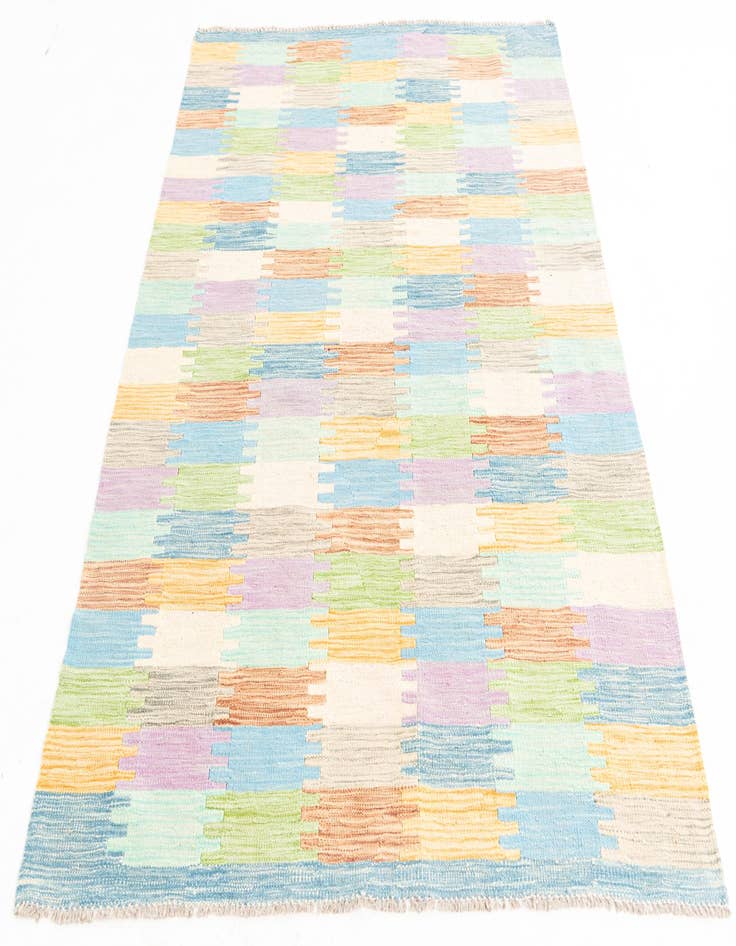 Detail image of  4' 2 x 5' 8  Hand Woven Kilim Maymana Wool Rug