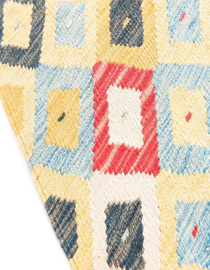 Detail image of  4' 2 x 5' 9  Hand Woven Kilim Maymana Wool Rug