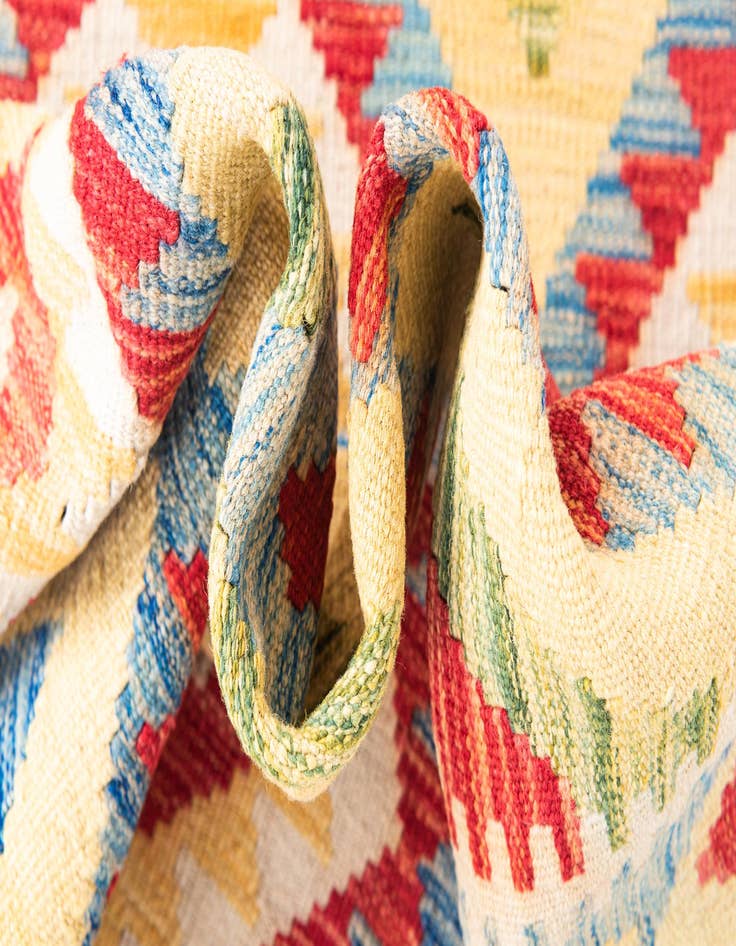 Detail image of  3' 6 x 6' 3  Hand Woven Kilim Maymana Wool Rug