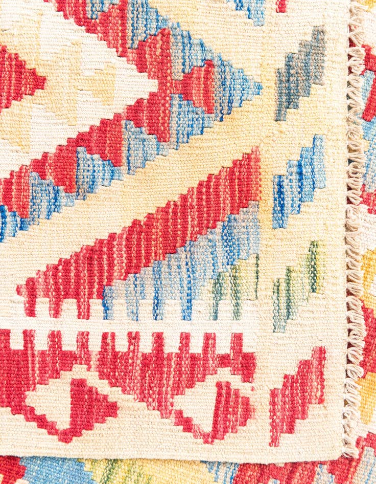 Detail image of  3' 6 x 6' 3  Hand Woven Kilim Maymana Wool Rug