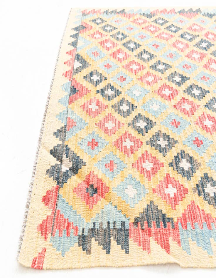 Detail image of  4' 2 x 6'  Hand Woven Kilim Maymana Wool Rug