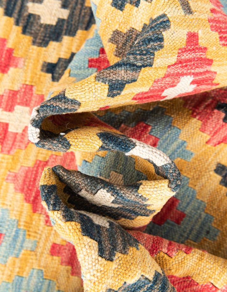 Detail image of  4' 2 x 6'  Hand Woven Kilim Maymana Wool Rug