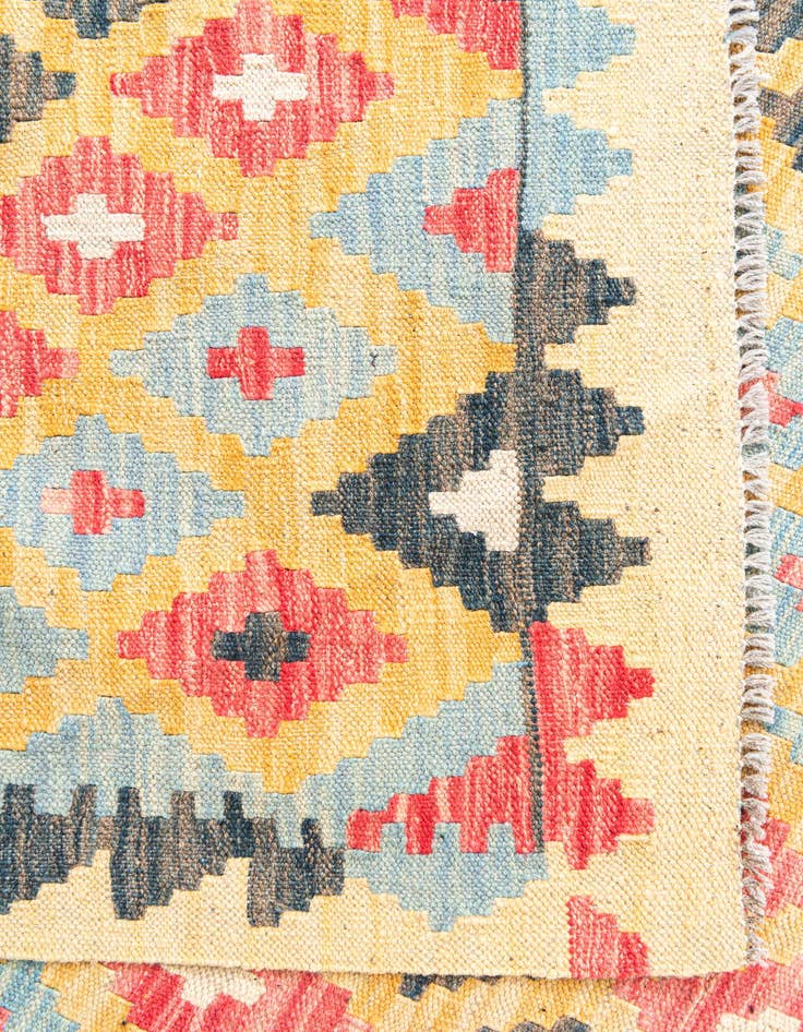 Detail image of  4' 2 x 6'  Hand Woven Kilim Maymana Wool Rug