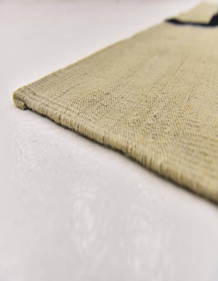 Detail image of  5' x 6' 6  Hand Woven Kilim Modern Wool Rug