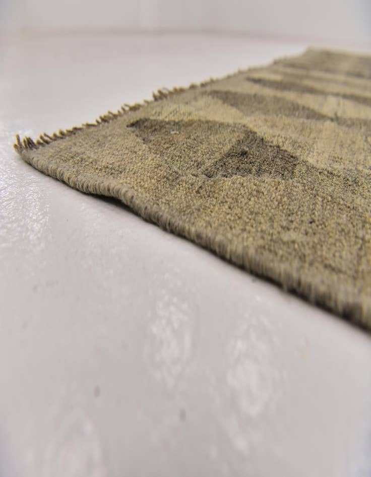 Detail image of  5' 3 x 7' 7  Hand Woven Kilim Modern Wool Rug