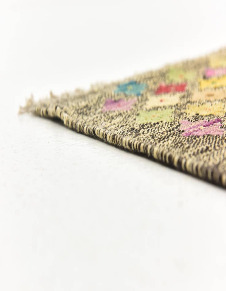 Detail image of  8' 9 x 9' 9  Hand Woven Kilim Modern Wool Rug