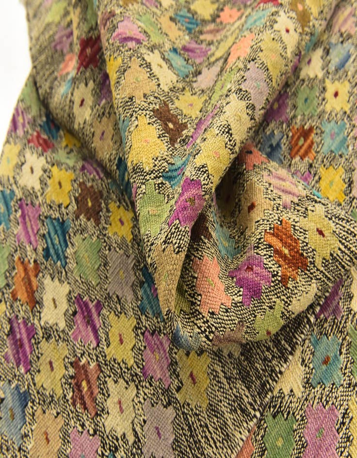 Detail image of  8' 9 x 9' 9  Hand Woven Kilim Modern Wool Rug