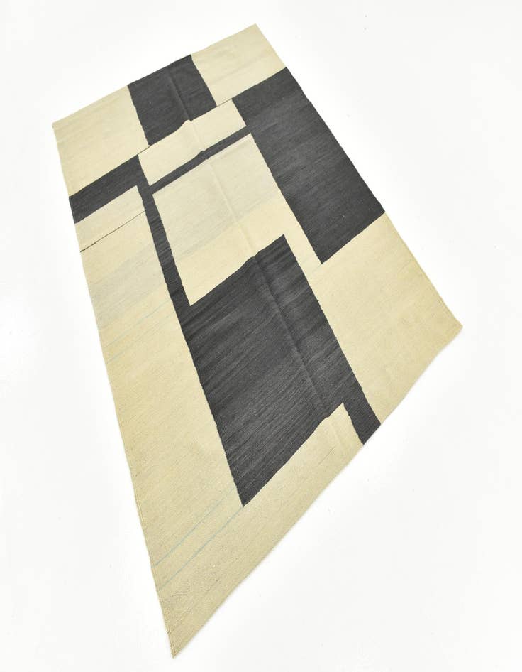 Detail image of  5' x 6' 4  Hand Woven Kilim Modern Wool Rug