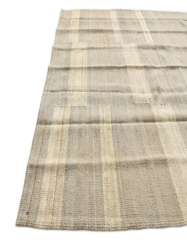 Detail image of  4' 1 x 5' 8  Hand Woven Kilim Modern Wool Rug